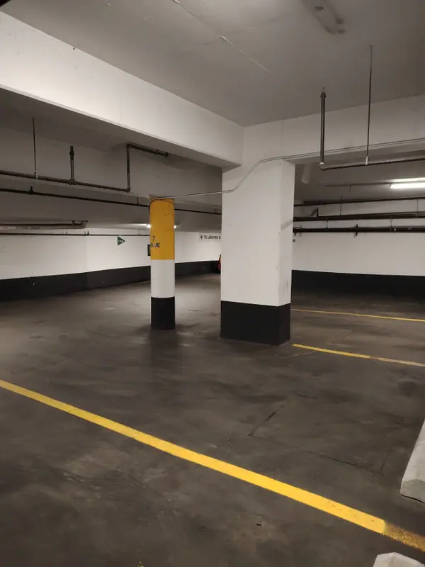 Toronto C01, ON M5G 2K2,44 Gerrard ST W #Pkg P1#7