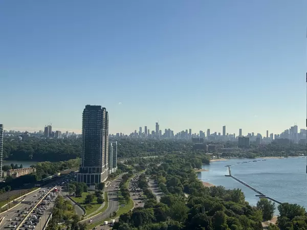 Toronto W06, ON M8V 2Z6,2045 Lake Shore BLVD W #2703