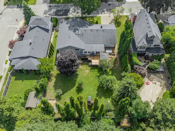 Guelph, ON N1E 2H3,68 Lemon ST