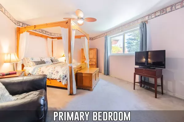 Bradford West Gwillimbury, ON L3Z 2X6,44 Compton CRES