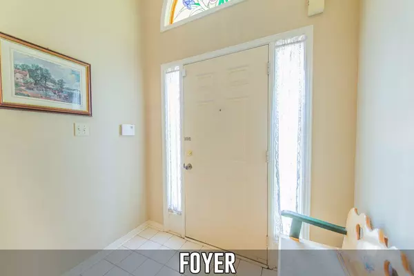 Bradford West Gwillimbury, ON L3Z 2X6,44 Compton CRES