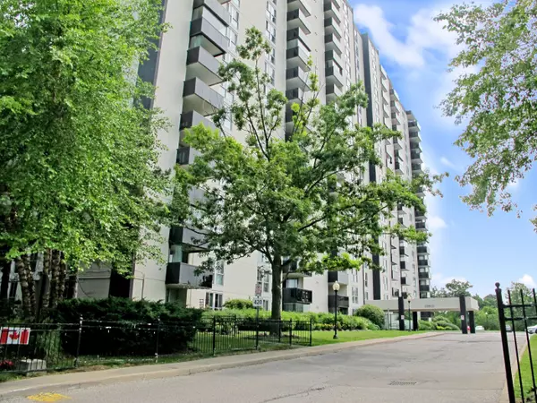 Toronto W08, ON M9C 1Z1,420 Mill RD #1709