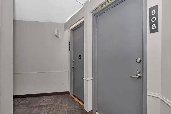 Mooneys Bay - Carleton Heights And Area, ON K2C 3N5,1380 Prince Of Wales DR #808