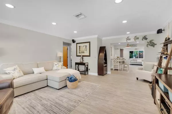 Boca Raton, FL 33487,548 NW 55th St