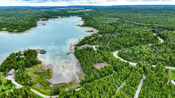 128 Devils Glen RD, Northern Bruce Peninsula, ON N0H 2T0