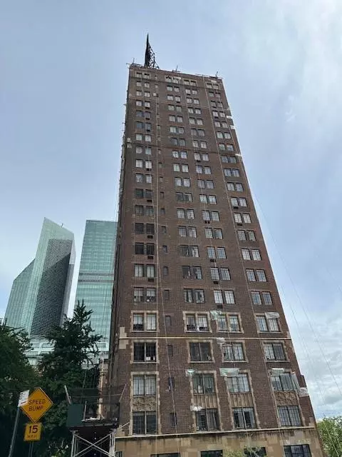 New York, NY 10017,45 Tudor City PL #1010