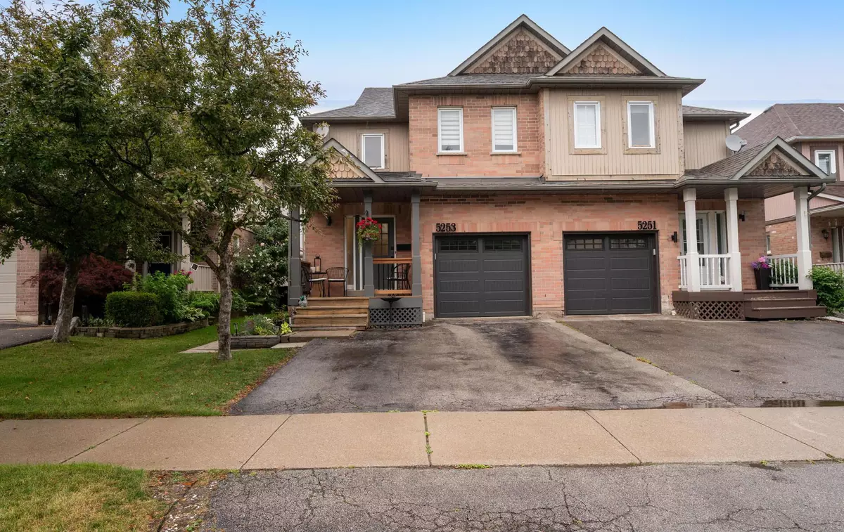 Mississauga, ON L5M 6C5,5253 Bushelgrove CIR