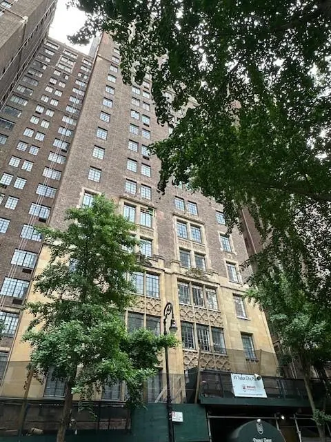 New York, NY 10017,45 Tudor City PL #1010