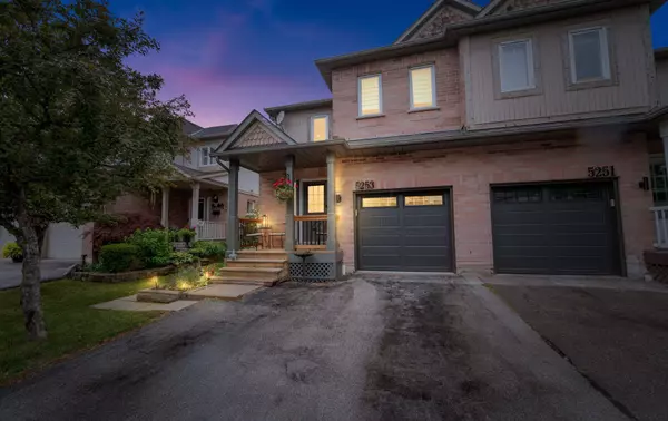 Mississauga, ON L5M 6C5,5253 Bushelgrove CIR