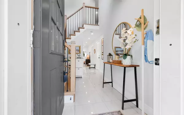 Mississauga, ON L5M 6C5,5253 Bushelgrove CIR