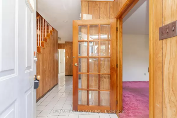 Brampton, ON L6T 1P3,1 Dartnell PL