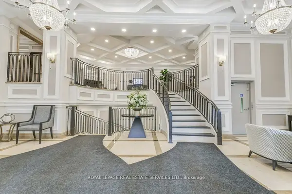 10 Old York Mills RD #209, Toronto C12, ON M2P 2G9