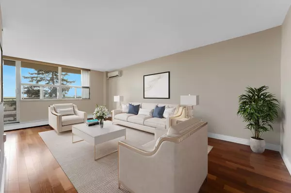 Niagara Falls, ON L2J 1H1,6390 Huggins ST #502