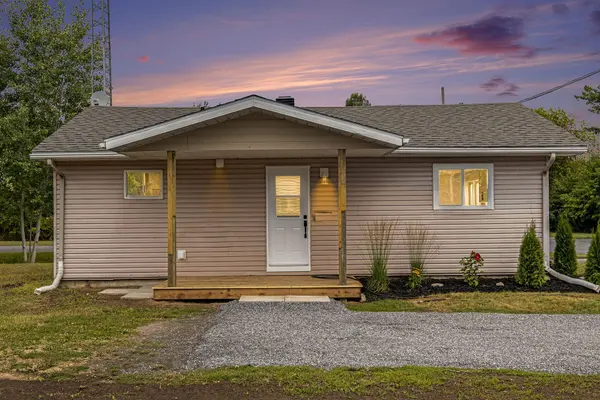 68 Andrew ST, The Nation, ON K0A 2M0