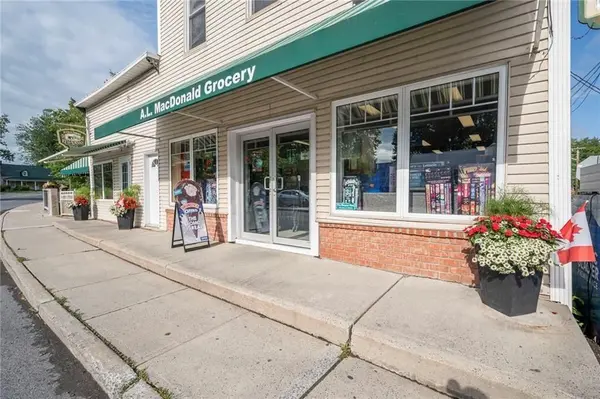 19688 COUNTY RD 19 RD, South Glengarry, ON K0C 2J0