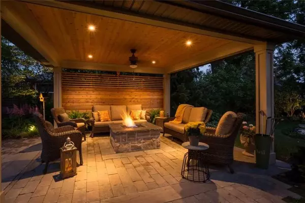 Burlington, ON L7T 1S5,980 GORTON AVE