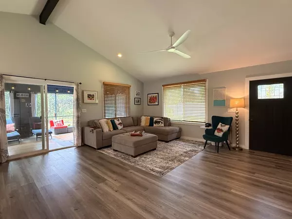 Keaau, HI 96749,15-1521 8TH AVE