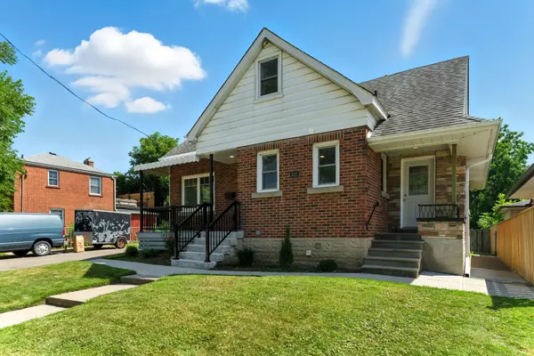 Cambridge, ON N1R 2C1,117 Pollock AVE