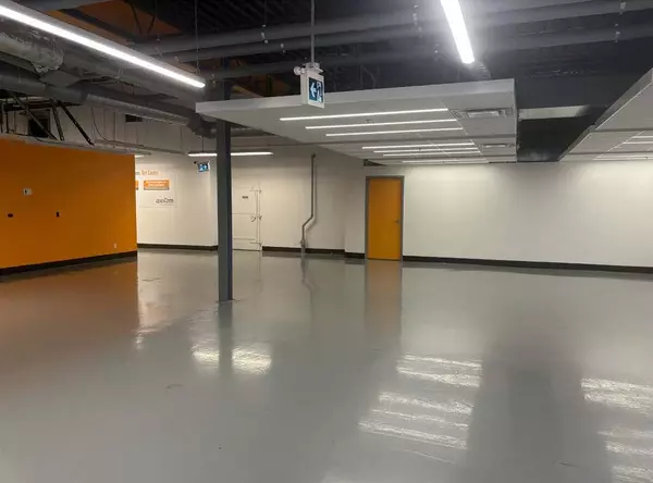 Toronto W10, ON M9W 1J1,1 City View DR