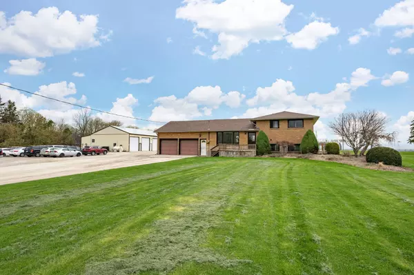 Thames Centre, ON N6M 1H6,3862 Trafalgar ST