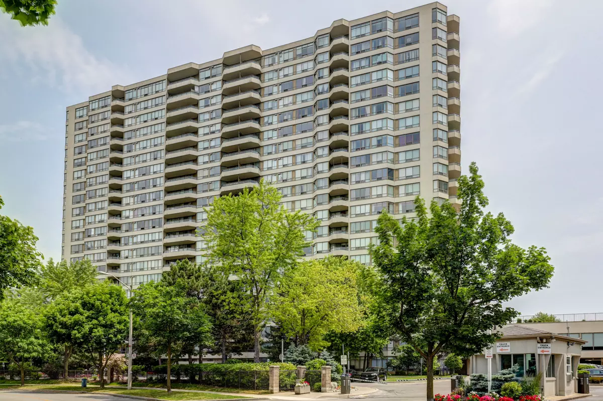 Toronto E04, ON M1K 5J5,5 Greystone Walk DR #1905