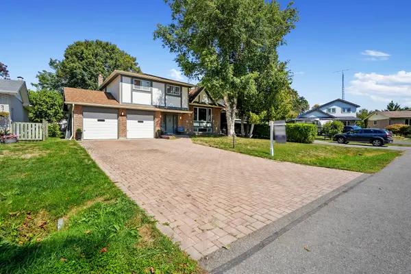 8 Ravensdale RD, Cobourg, ON K9A 2B9