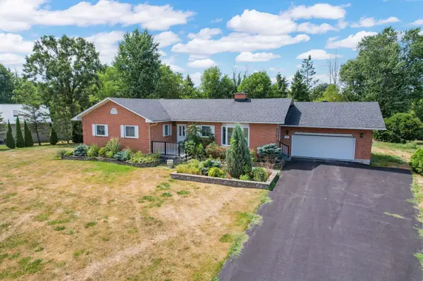 South Stormont, ON K0C 1P0,5514 Poplar AVE