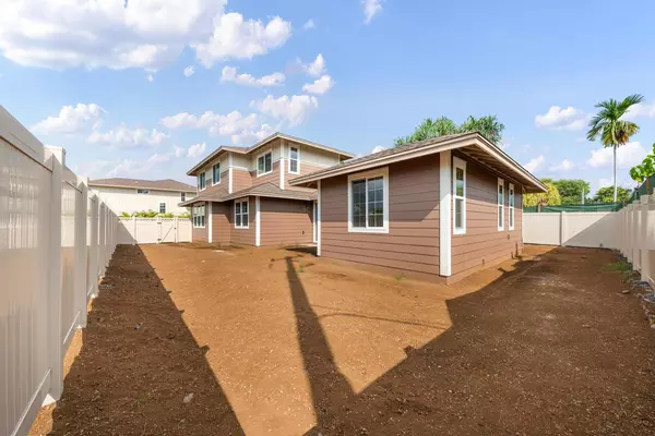 Kailua-kona, HI 96740,75-3520 LEIALII LP