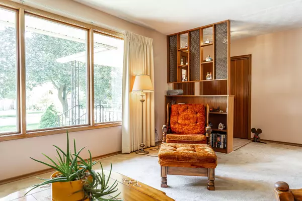 Stratford, ON N5A 5M4,70 Dawson ST