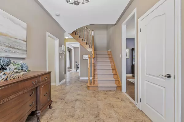 Caledon, ON L7C 3M4,2 Littlebrook LN