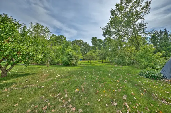 Welland, ON L3B 5N7,228 Doans Ridge RD