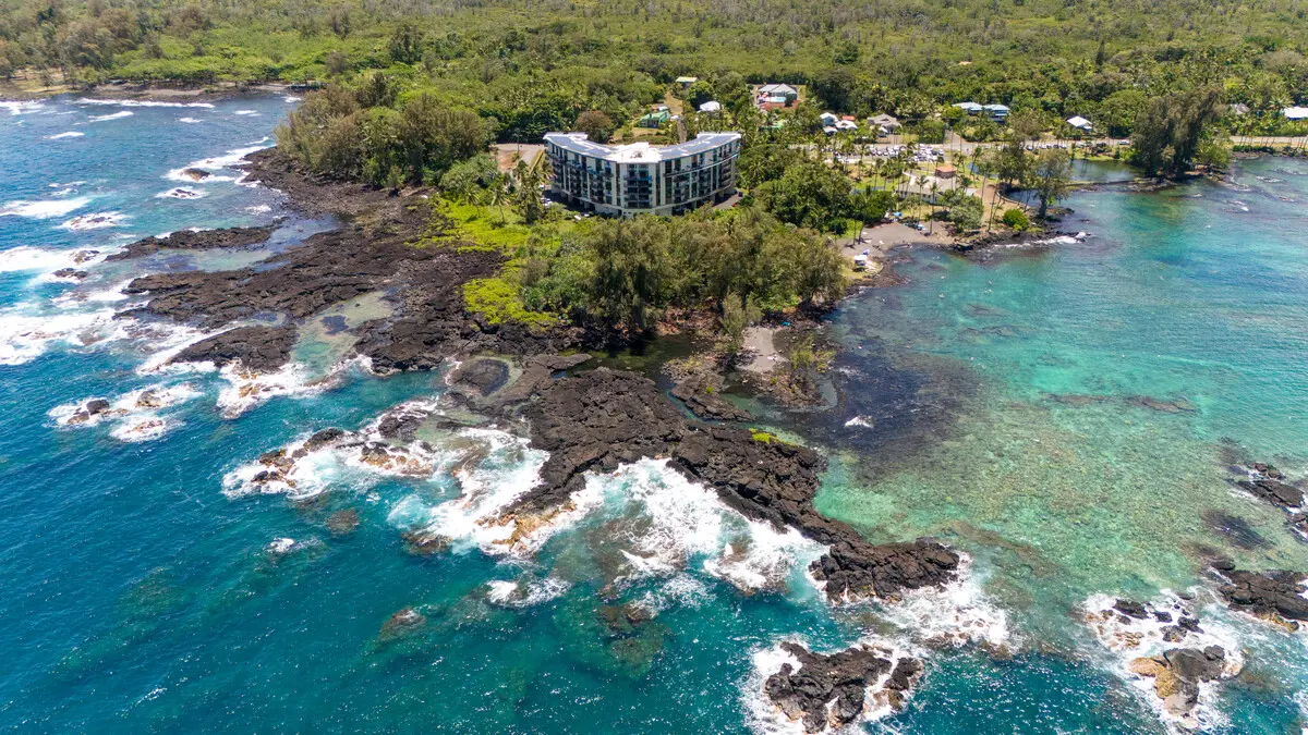 Hilo, HI 96720,2405 KALANIANAOLE AVE #PH8