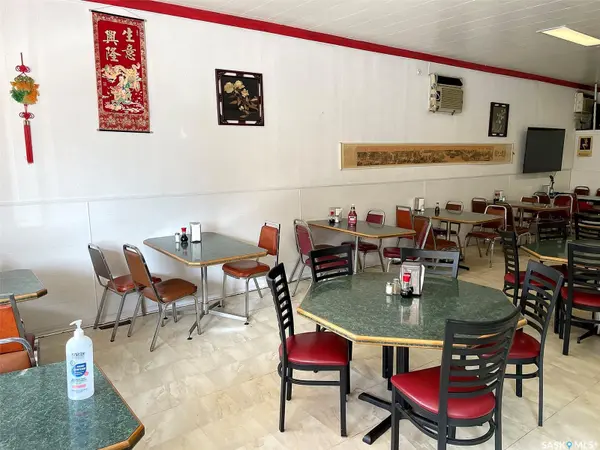 407 Main STREET, Gravelbourg, SK S0H 1X0