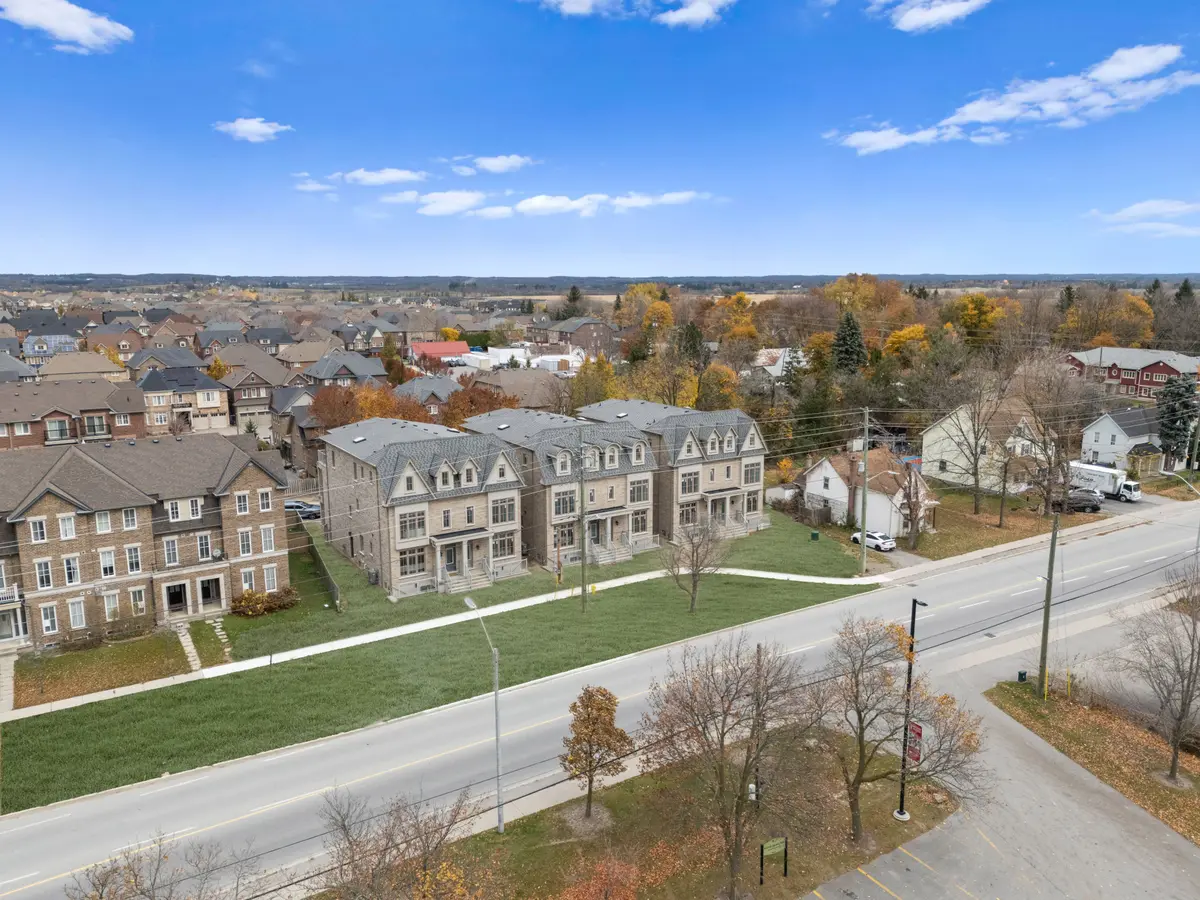 2946 Elgin Mills RD E, Markham, ON L6C 1K9