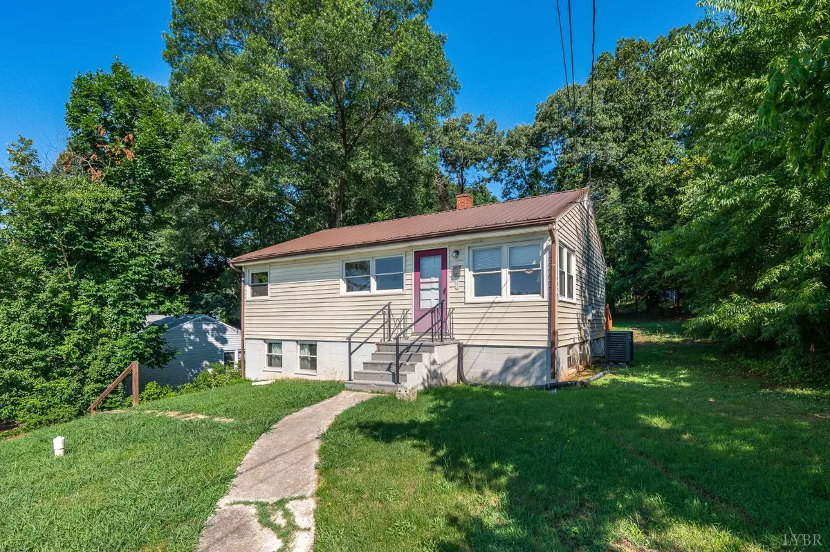 Altavista, VA 24517,1012 Park ST