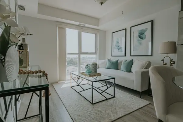 Toronto E04, ON M1R 0B5,2152 Lawrence AVE E #507