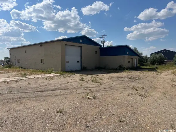 81 Highway, Estevan, SK S4A 2L7