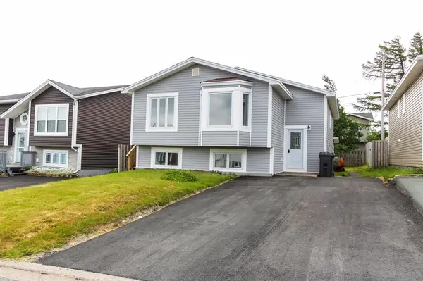 24 Mcgrath Crescent, Mount Pearl, NL A1N 4K6