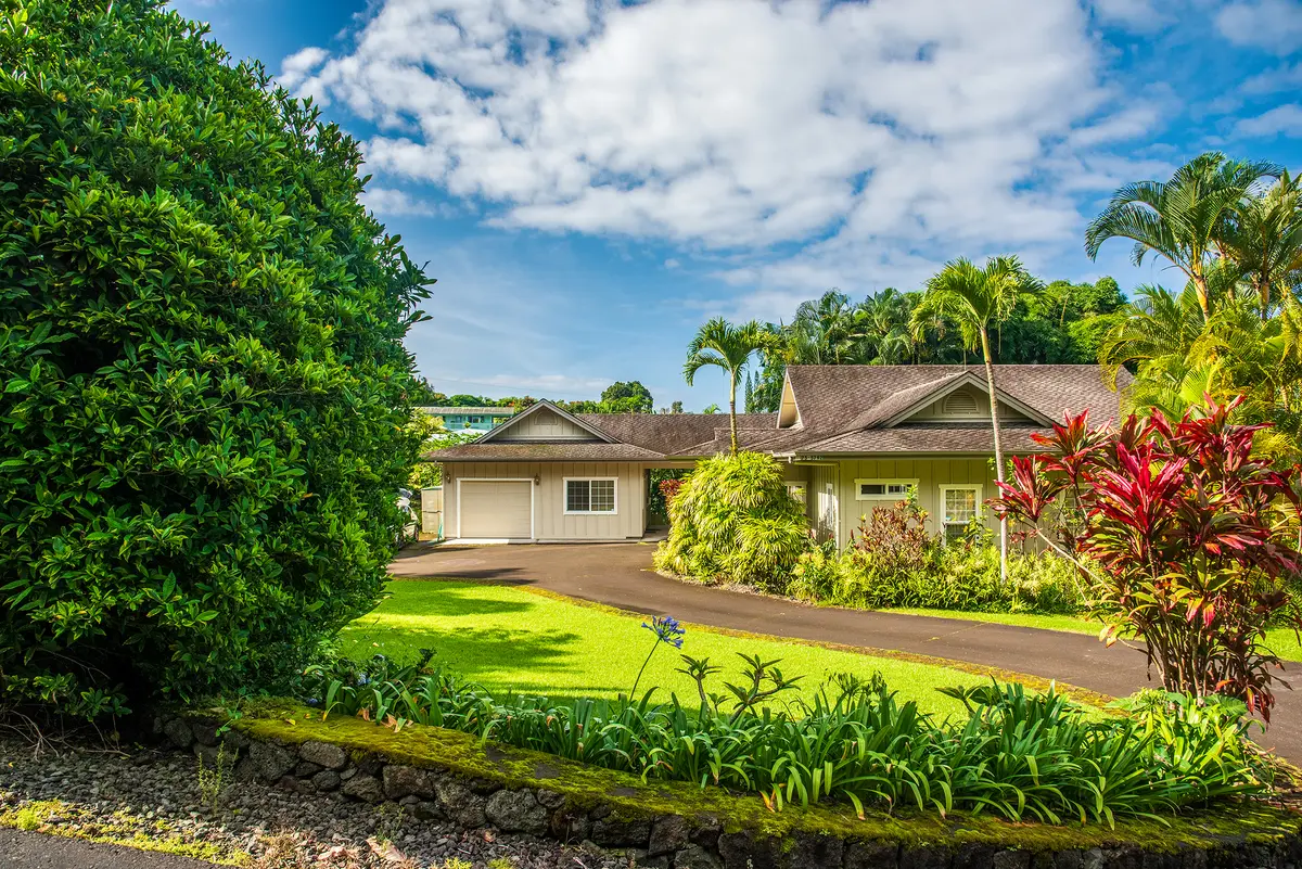 Holualoa, HI 96725,75-5792 MAMALAHOA HIGHWAY