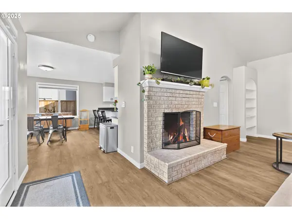 1485 LUELLA ST, Eugene, OR 97401