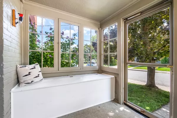 Owen Sound, ON N4K 3X4,564 13th A ST