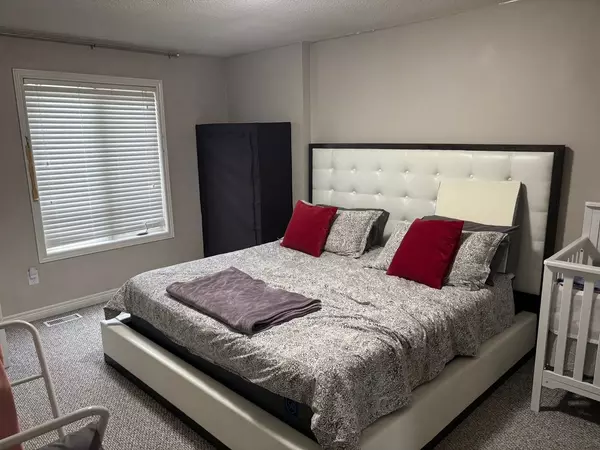 Niagara Falls, ON L2H 0M6,6118 Kelsey CRES #16