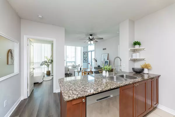 Mississauga, ON L5B 0C2,3525 Kariya DR #218