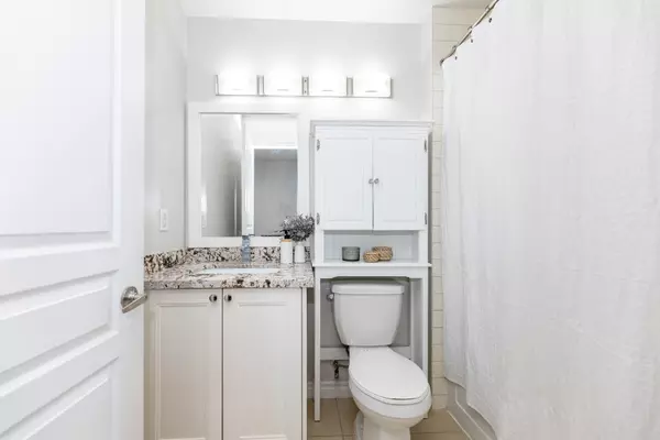 Mississauga, ON L5B 0C2,3525 Kariya DR #218