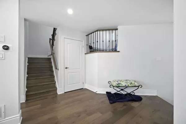 Brampton, ON L7A 1T7,2 Bramoak CRES