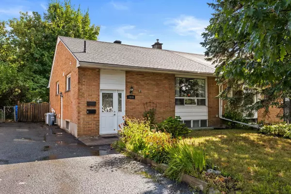 Parkway Park - Queensway Terrace S And Area, ON K2C 2Y9,1316 Bloomsbury CRES