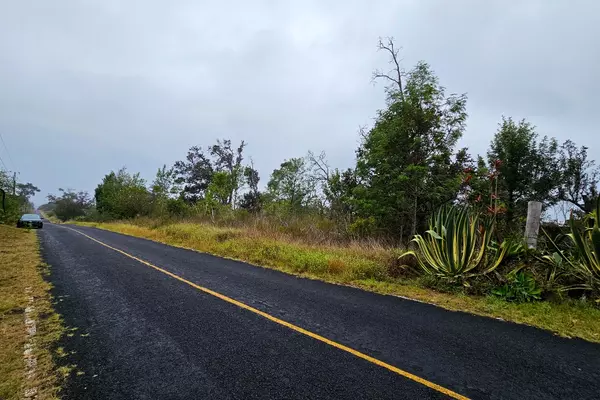 Ocean View, HI 96737,CATAMARAN LN