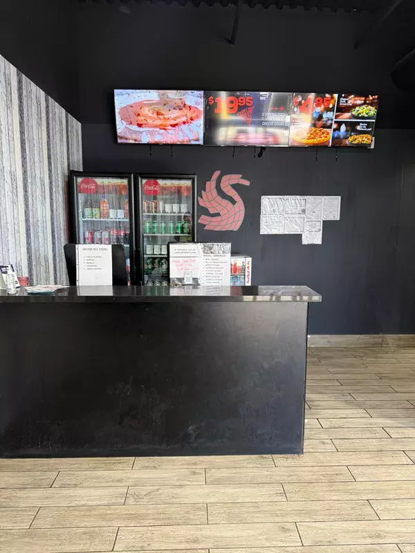 Brantford, ON N3R 5L3,206 King George RD #2