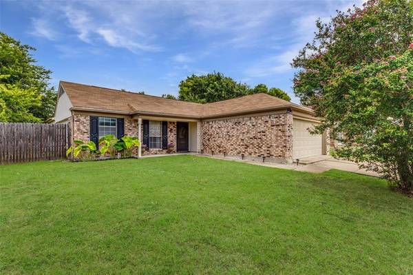 3713 Bigleaf Lane, Fort Worth, TX 76137