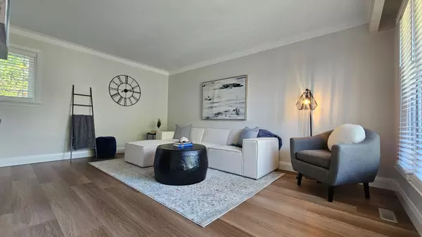 Oakville, ON L6L 4A7,550 Third Line